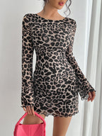 Damen Minikleid aus leichter Rückenfreier Spitze mit Leopardenmuster R&B