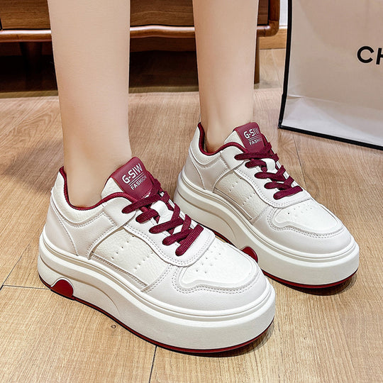 Damen Plateau-Sneaker mit trendiger Silhouette und bequemer Dämpfung R&B