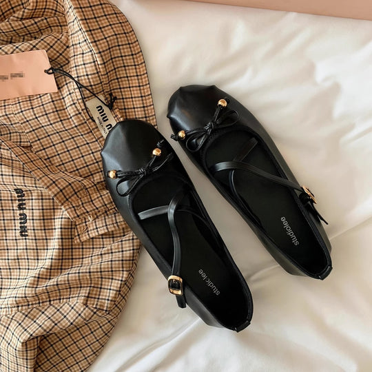 Damen Ballerinas mit feinen Riemen und charmantem Schleifendetail R&B