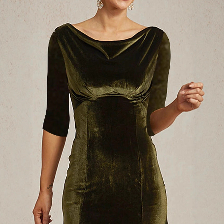 Damen Maxikleid aus samtigem Material mit elegantem Carmen-Ausschnitt R&B