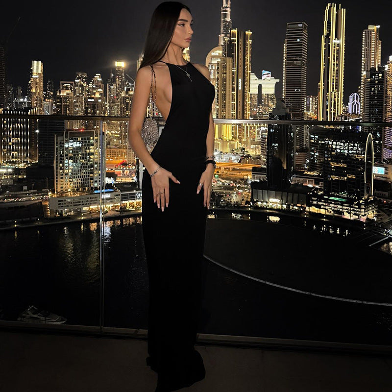 Damen Skulpturaler Maxikleid im minimalistischen Design mit seitlichen Cut-Outs R&B