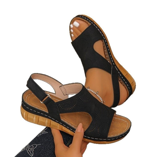 Damen Wedge-Sandalen mit komfortablem Fußbett und atmungsaktiven Ausschnitten R&B