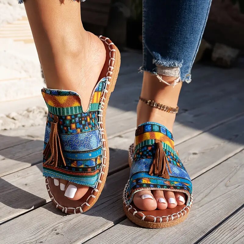 Damen Clogs mit buntem, geflochtenem Design und modischen Quasten R&B