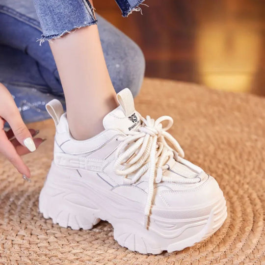 Damen Sportliche Chunky-Sneaker mit verstärktem Sohlenprofil und atmungsaktivem Obermaterial R&B