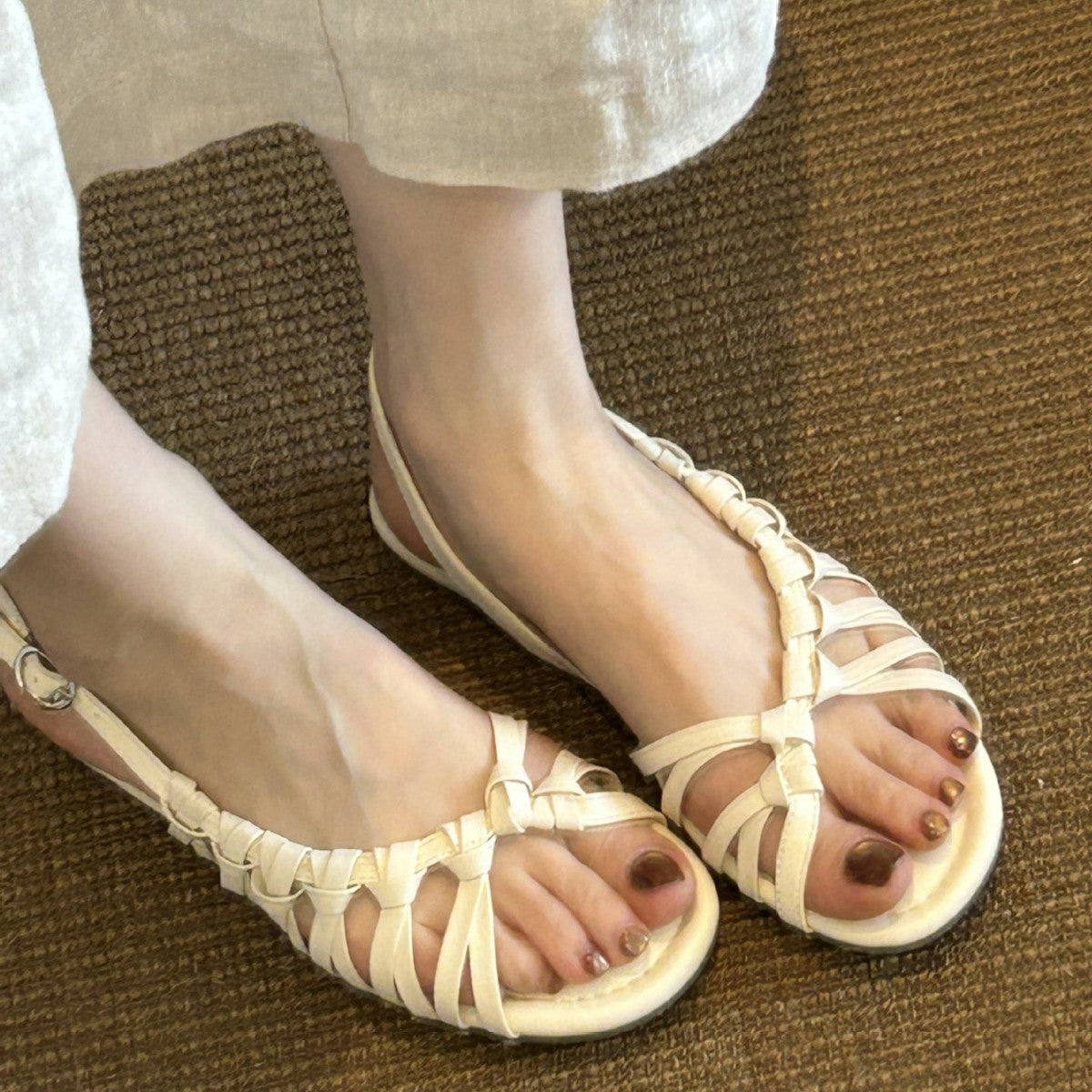 Damen stylische Riemchensandalen mit geflochtenem Obermaterial R&B
