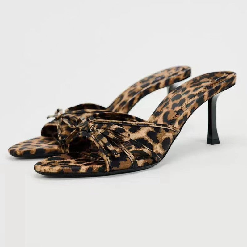Damen elegante Slingback-Strandsandalen mit filigranem Riemendesign R&B