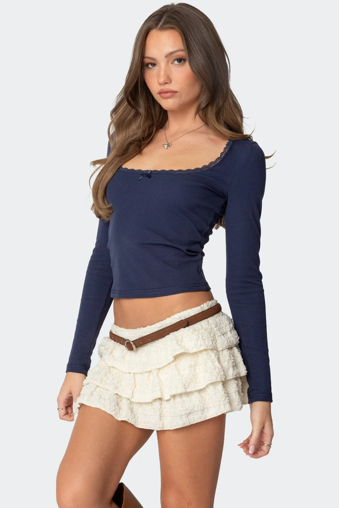 Damen Langarmshirt mit quadratischem Ausschnitt und Spitzenakzenten R&B