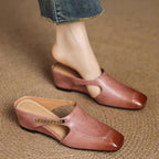 Damen Komfortable Mules mit elegantem Blickfang