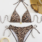 Damen Triangel-Bikini mit verspielten BindR&Bändern und modischem Leopardenmuster R&B