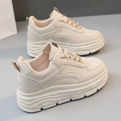 Damen Sneaker mit hochgezogenem Sohlenprofil und atmungsaktiver Oberflächenstruktur R&B