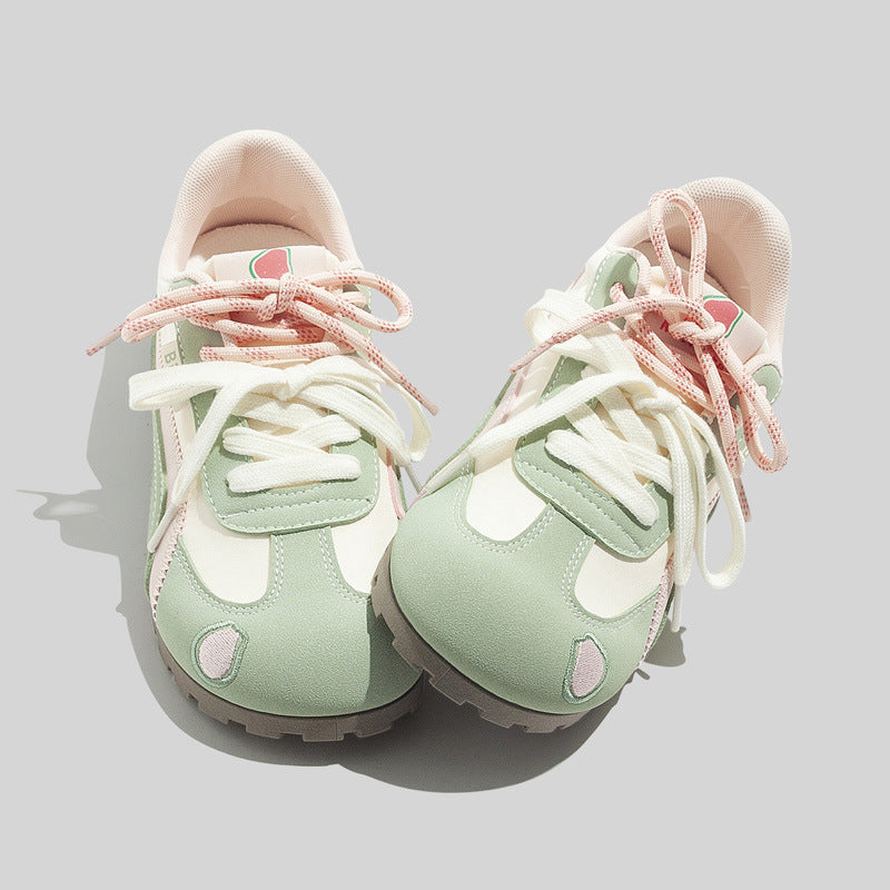 Damen Leichte und atmungsaktive Sneakers mit innovativen Schnürdetails