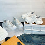 Damen Atmungsaktive Sneakers mit innovativem Dämpfungssystem und futuristischem Design R&B