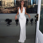 Damen Elegantes Longdress mit tiefem V-Ausschnitt und figurbetontem Schnitt R&B