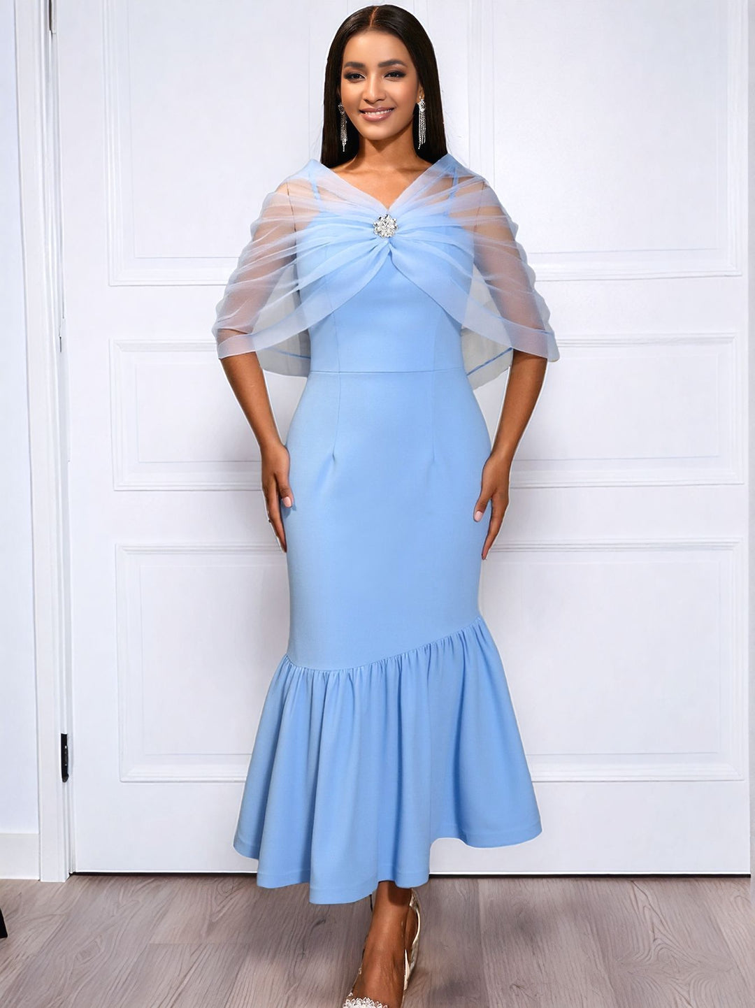 Damen elegantes Midikleid mit transparentem Chiffon-Cape und Floral-Applikation R&B