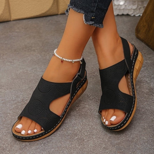 Damen Wedge-Sandalen mit komfortablem Fußbett und atmungsaktiven Ausschnitten R&B