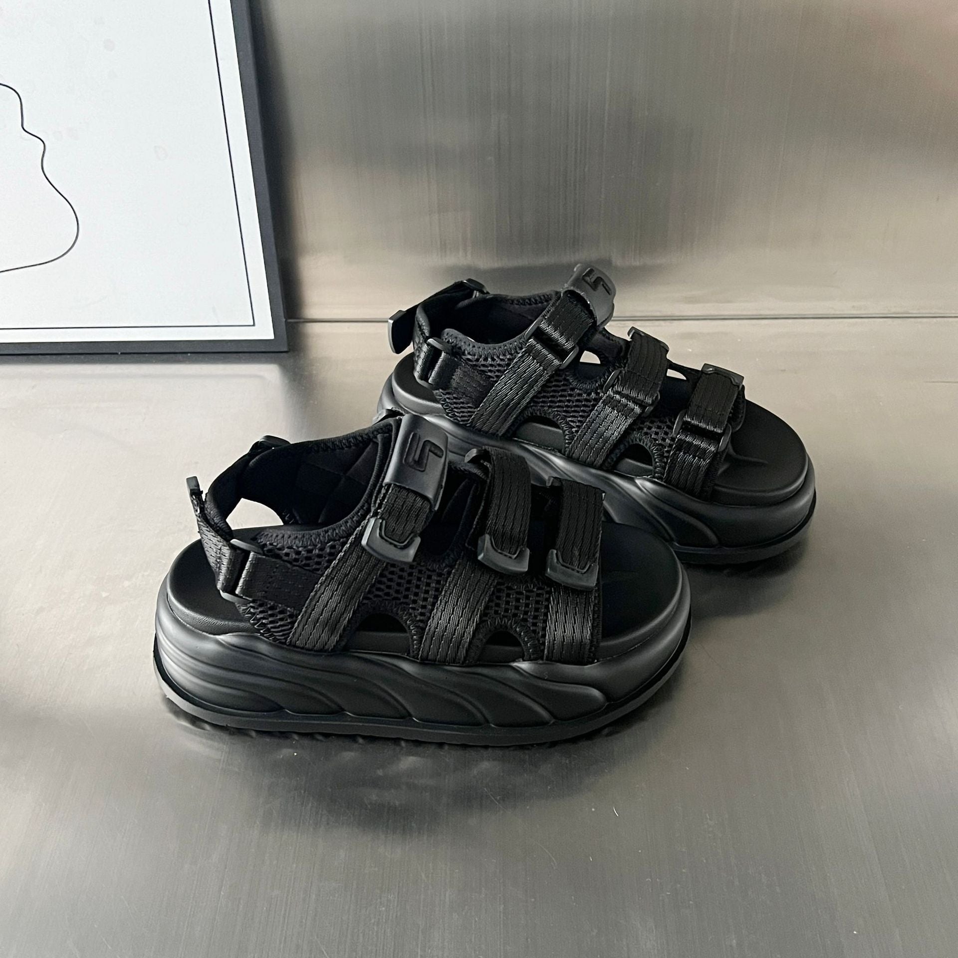 Damen Sportliche Sandalen mit verstellbaren Riemen und dämpfender Sohle R&B