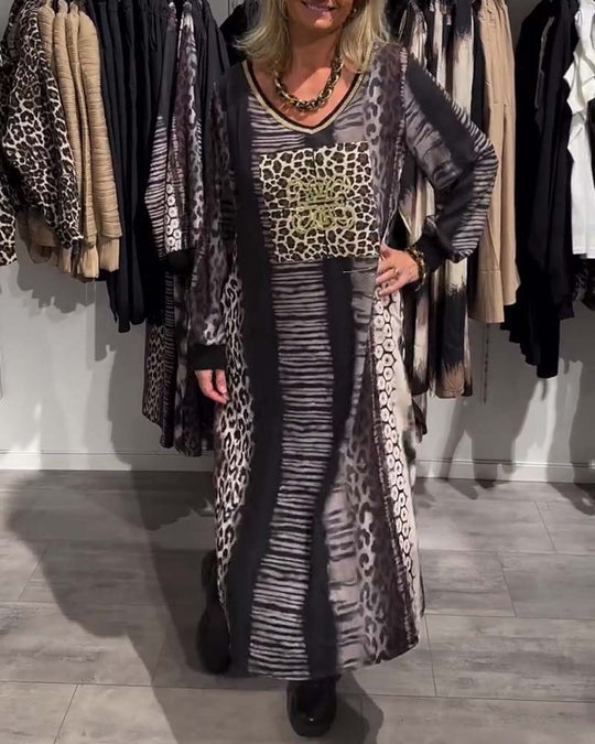 Damen nan fließendes Paneel-Longdress mit Patchwork-Animalprint und goldfarbener Brustapplikation R&B