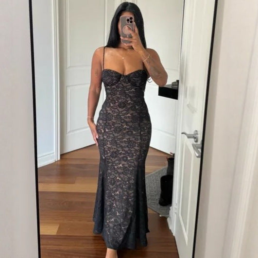 Damen Spitzenkleid mit sanften Konturen und trägerlosem Design R&B