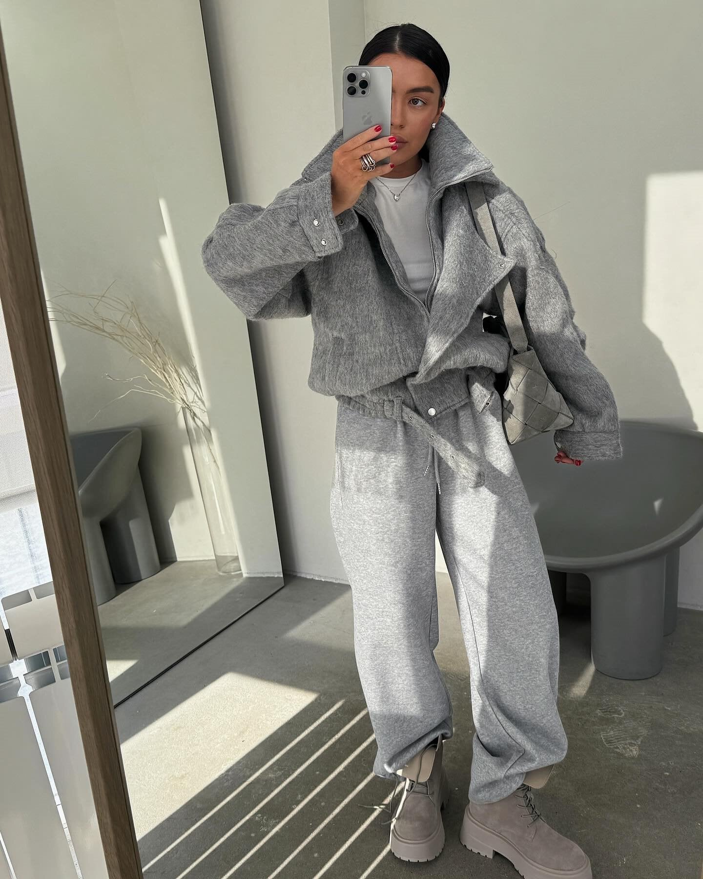 Damen Gemütliches Crop-Pullover-Set aus weichem Material mit reißerisch-verschlossenem Kragen R&B