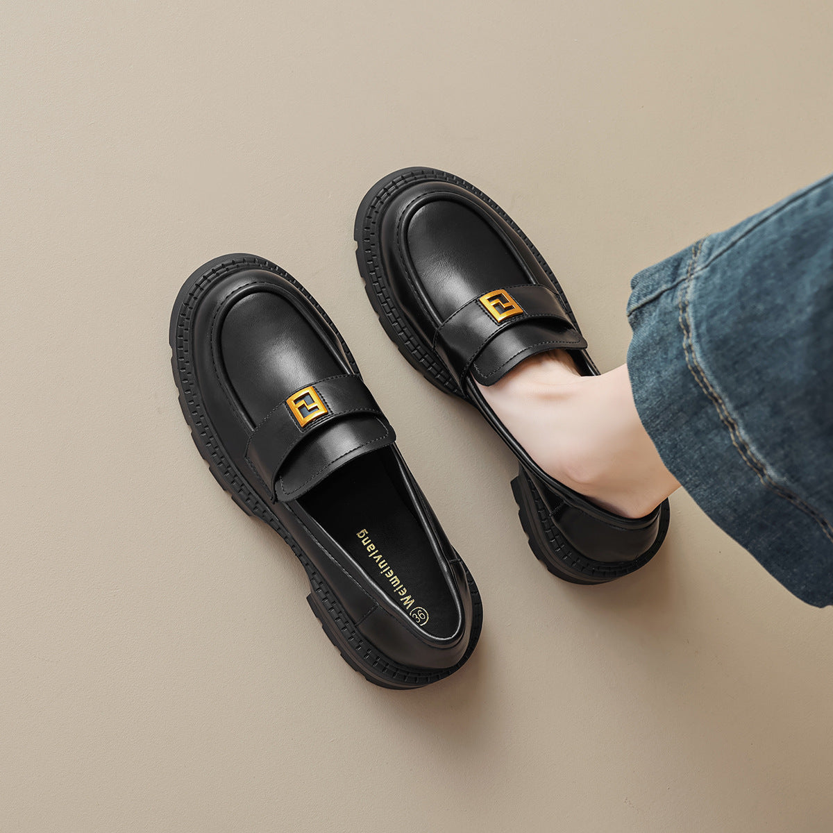 Damen elegante Mokassin-Slipper mit modischem Riemen und stabiler Gummisohle