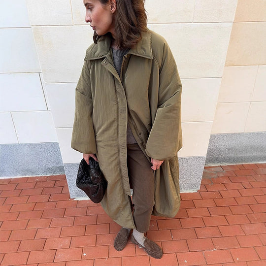 Damen Oversized Steppjacke mit elegantem Schnitt und praktischen Taschen R&B