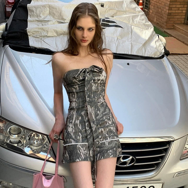 Damen Wickelkleid mit charmantem Bindegürtel und verspieltem Muster R&B