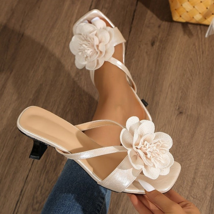 Damen Glamouröse Sandalen mit floralen Applikationen R&B