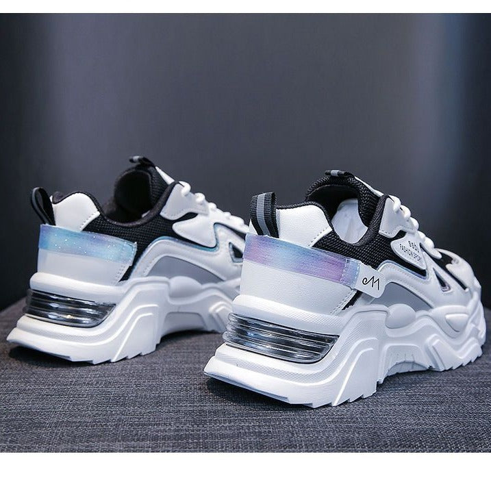 Damen Sportliche Sneakers mit voluminöser Sohle und reflektierenden Akzenten