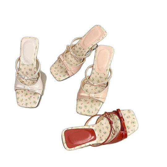 Damen modische Riemchen-Sandaletten mit floralem Design und elegantem Absatz R&B