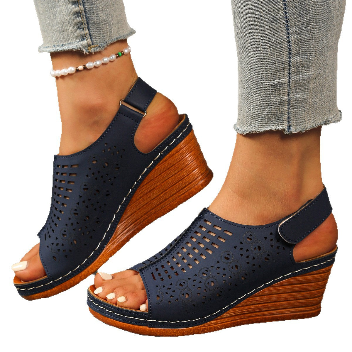 Damen Atmungsaktive Wedge-Sandalen mit floralem Cut-Out Design