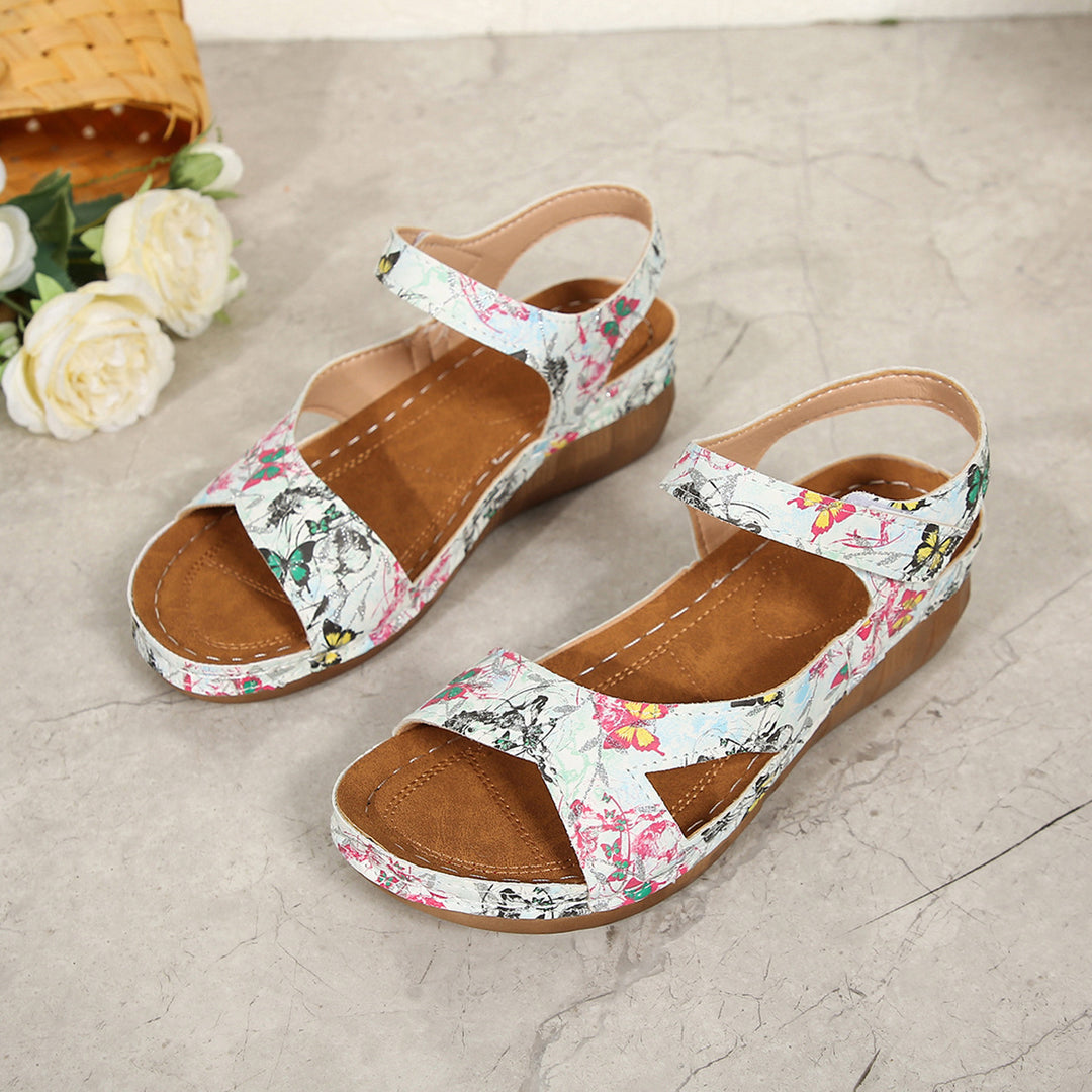Damen Bequeme Wedge-Sandalen mit breitem Riemen und floralem Design R&B