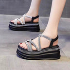 Damen Glamouröse Plateau-Sandalen mit verzierter Riemchenführung