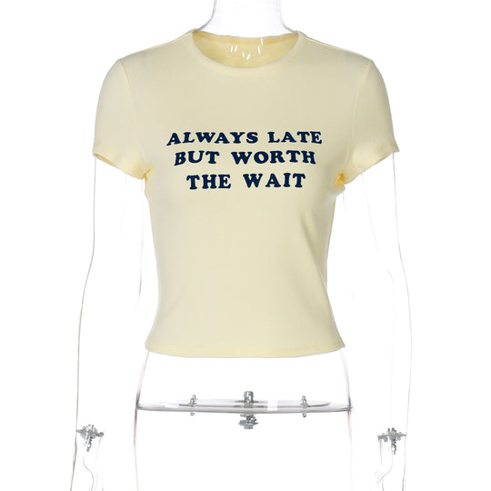 Damen Kurzes Statement T-Shirt mit Rundhalsausschnitt R&B