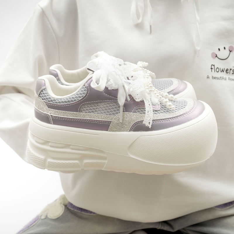 Damen Plattform Sneakers mit dekorativen Perlen und luftiger Mesh-Oberfläche