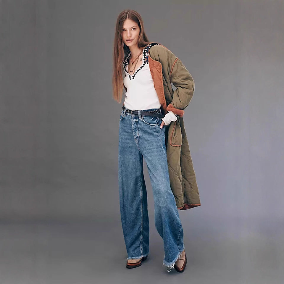 Damen Weite High-Waist Jeans mit fransigem Saum