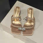 Damen elegante Riemchen-Sandalen mit funkelndem Akzent und komfortablem Absatz R&B