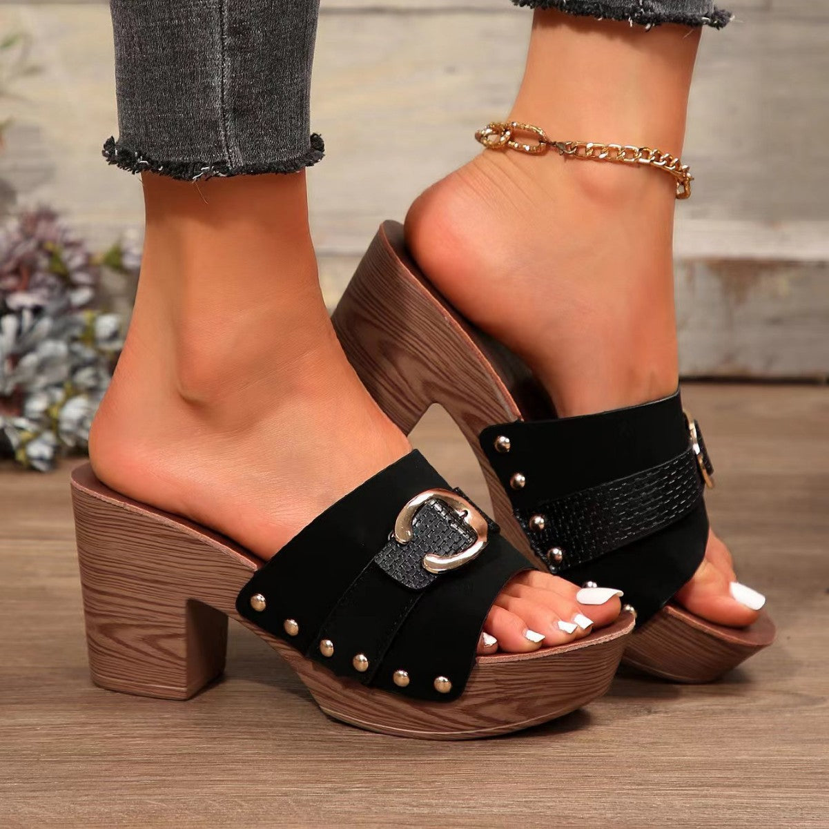 Damen Plattform-Sandaletten mit dekorativem Metallic-Detail und komfortablem Blockabsatz R&B