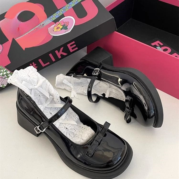 Damen Modische Mary Jane Pumps mit auffälliger Schnalle und bequemem Absatz R&B