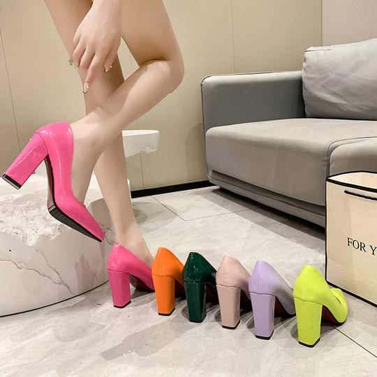 Damen Spitzen Pumps mit bequemem Blockabsatz und glänzendem Finish R&B