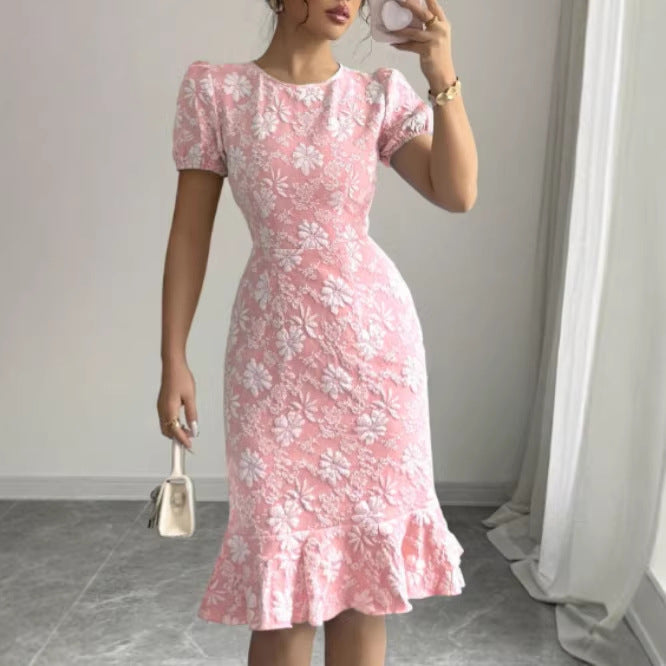 Damen Kleid mit floralem Spitzenmuster und fließendem Saum R&B