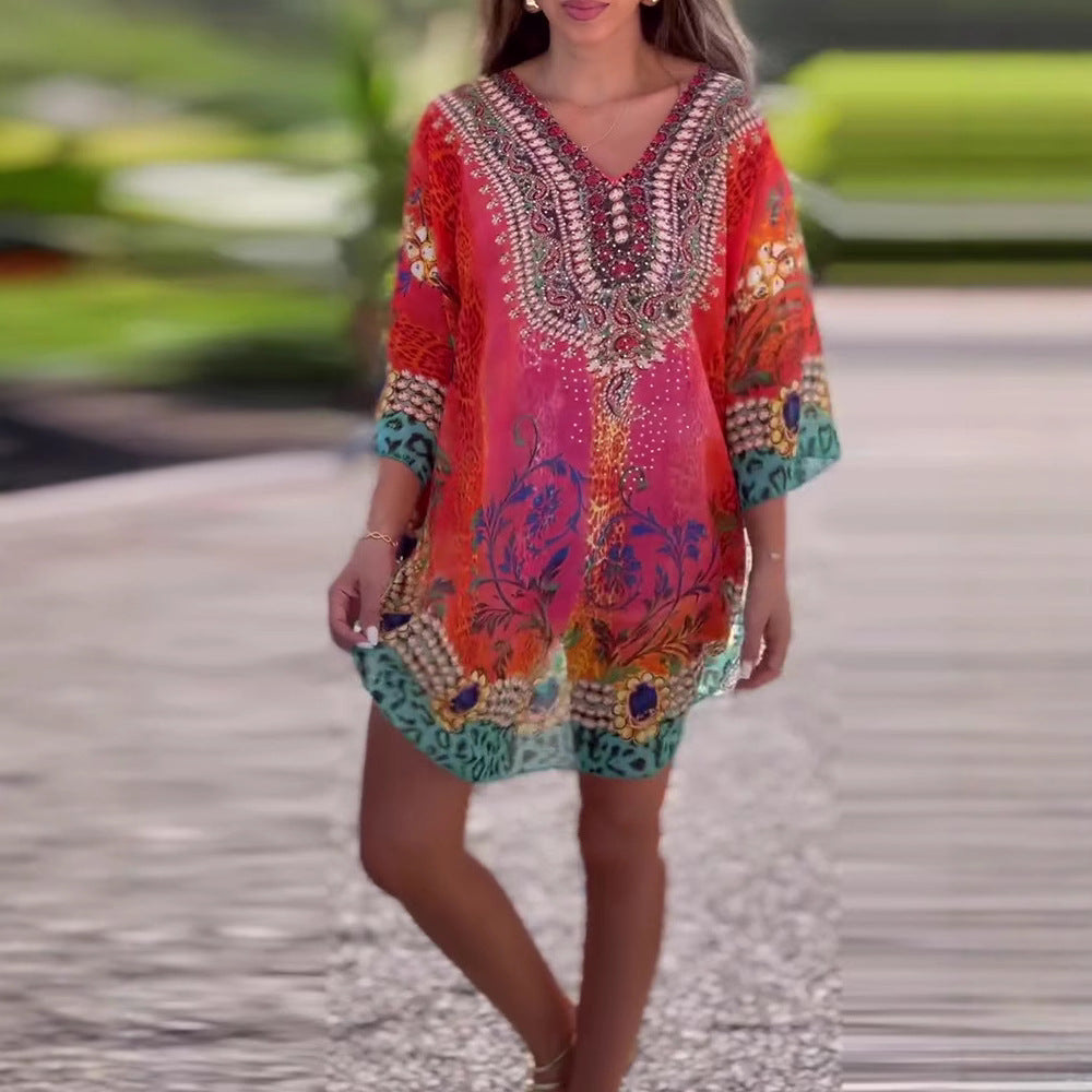 Damen Strandkleid Im Farbenfrohen Boho-Stil mit Verspieltem Design und Tiefem V-Ausschnitt R&B