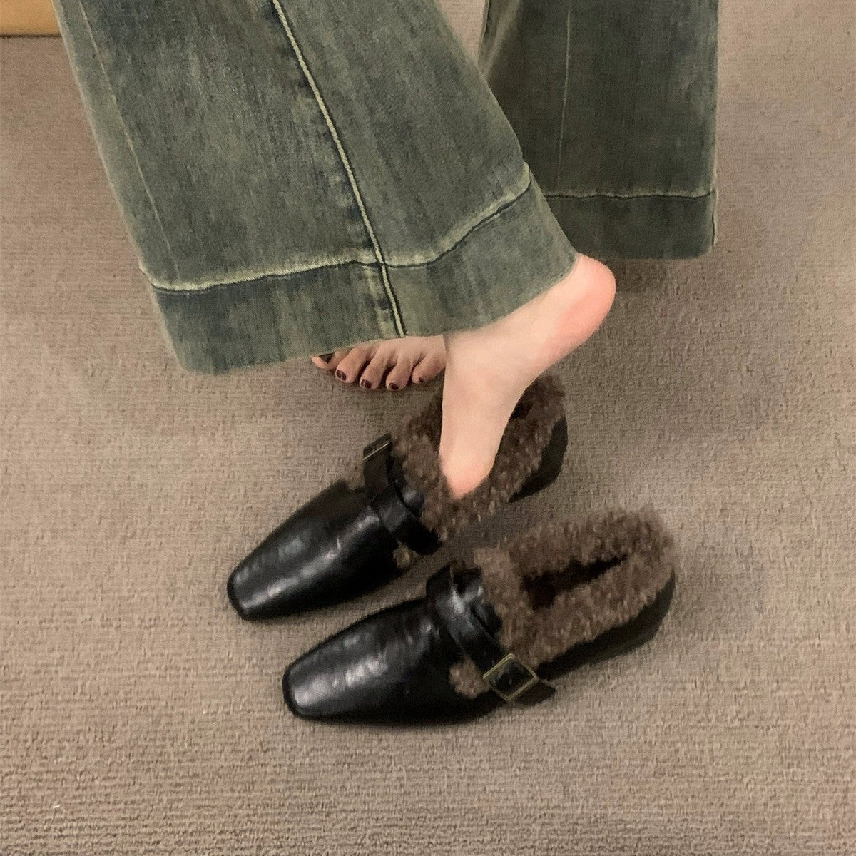 Damen Elegante Mokassins mit warmem Kunstfellkragen und modischer Schnalle R&B