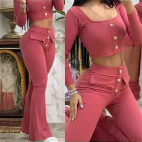 Damen modisches cropped Oberteil mit Flared-Hose und Knopfdetails