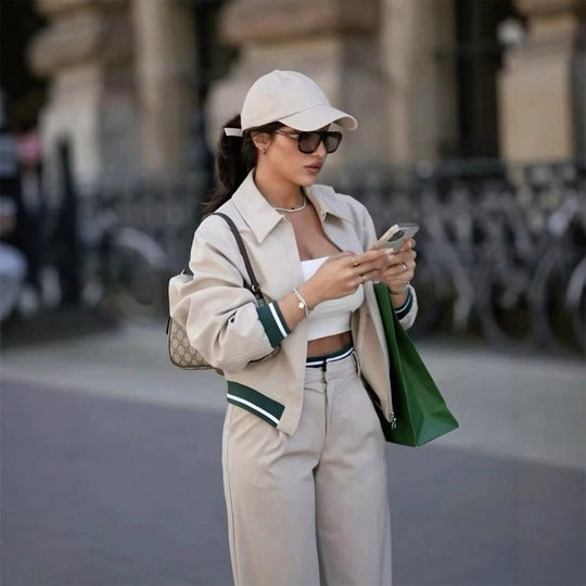 Damen Sportliche Jacke im modernen Oversized-Schnitt mit Stehkragen und Reißverschluss R&B