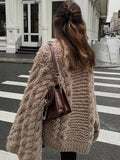 Damen Grobstrickpullover mit oversized Schnitt und kunstvollem Zopfmuster R&B