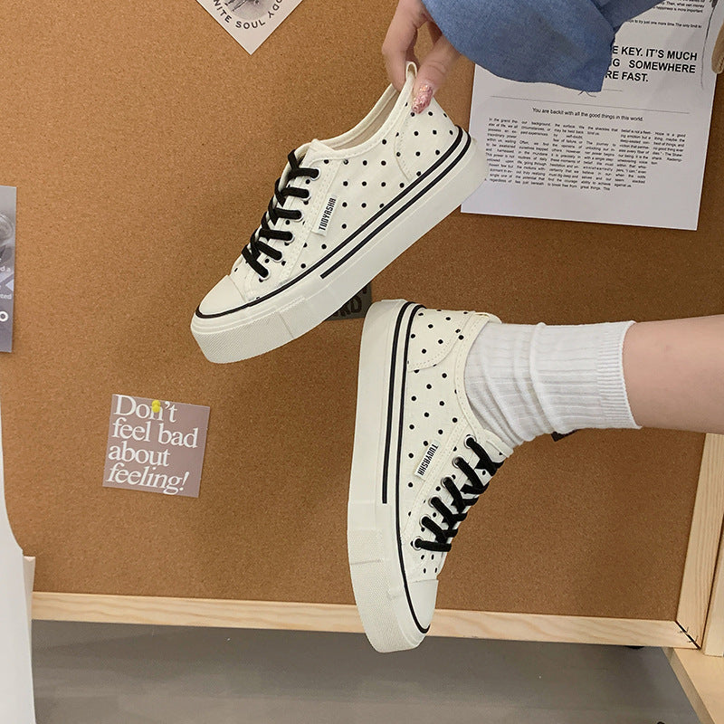 Damen Freizeit Sneakers mit gepolsterter Innensohle und punktemuster R&B