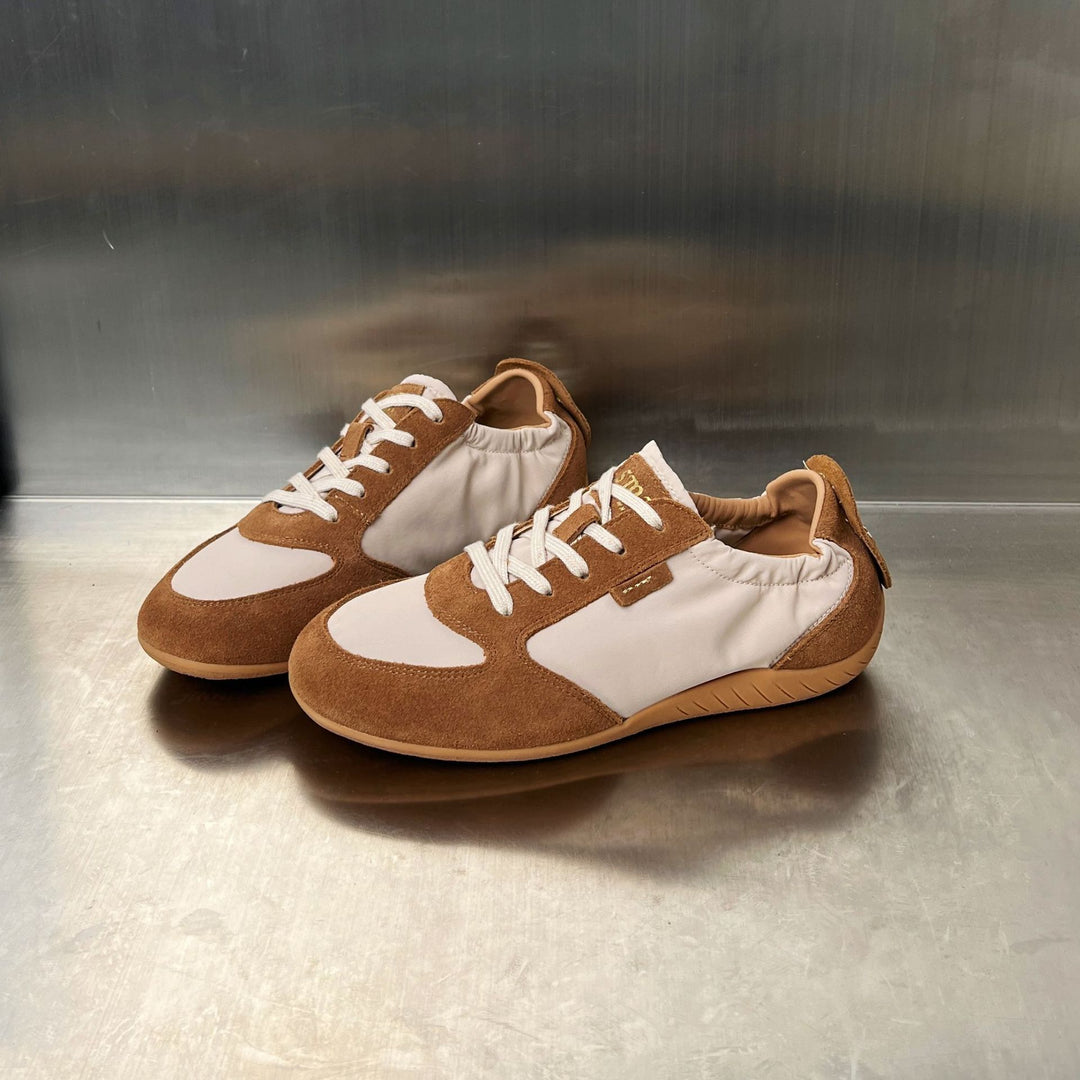 Damen Sportliche Sneakers mit atmungsaktiver Obermaterialkombination und rutschfester Sohle R&B