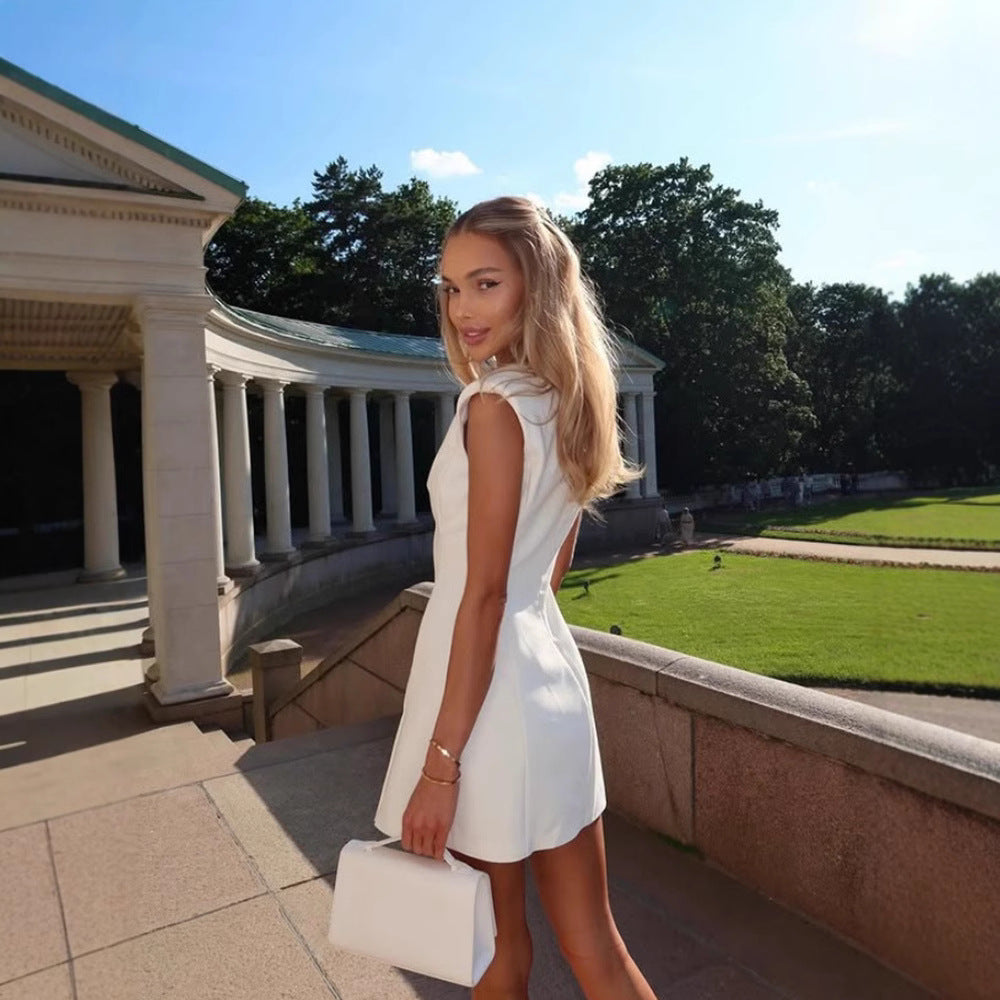 Damen stilvolles Minikleid mit tiefem V-Ausschnitt und figurbetonter Silhouette R&B