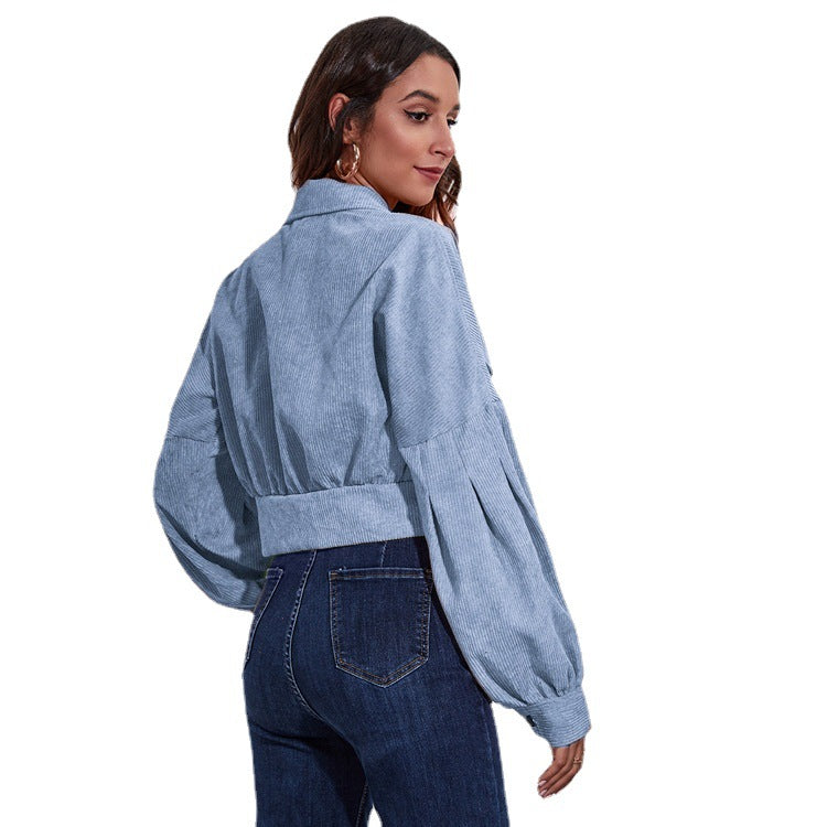 Damen Kurzjacke aus Materialmix mit lässigen Puffärmeln und großen Taschen R&B
