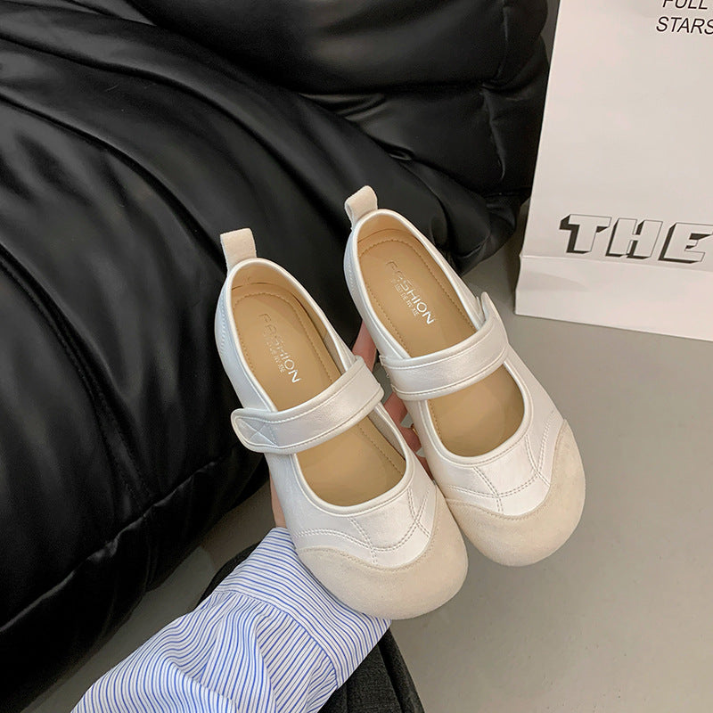 Damen Ballerina mit verstellbarem Riemen von R&B